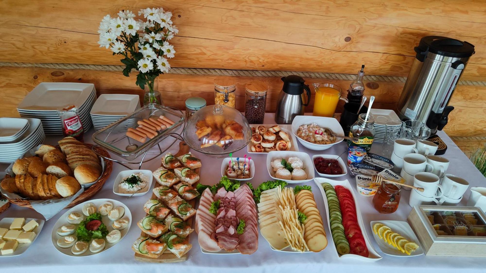 Adamowka Bed & Breakfast Skrzypne
